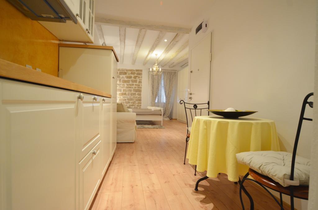 Studios Villa Rossella 4 ロヴィニ 部屋 写真